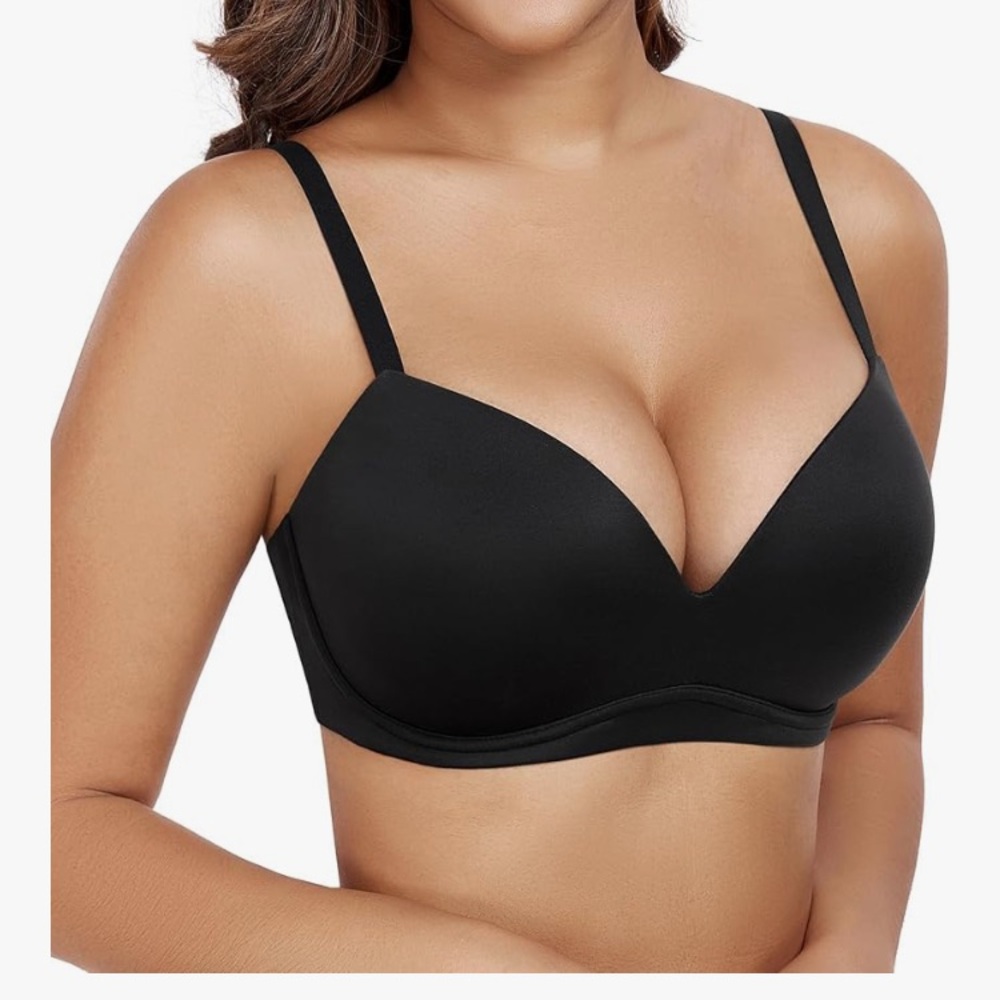 Victoria’s Secret lightly lined plung bra